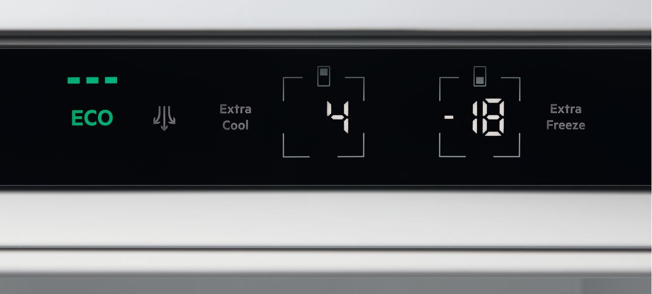 aeg white integrated 70 30 frost free fridge freezer