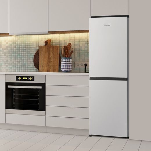 Fridgemaster MC55240E 174cm 50/50 Fridge Freezer - White - Fridge freezer in kitchen