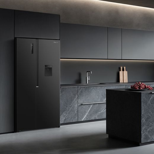 Fridgemaster American Fridge Freezer - Black - Fridge freezer in kitchen shot 