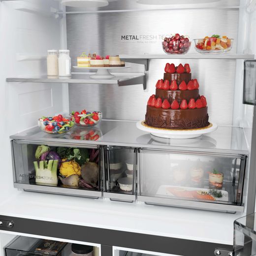Haier American Fridge Freezer - Inox - close up inside shot
