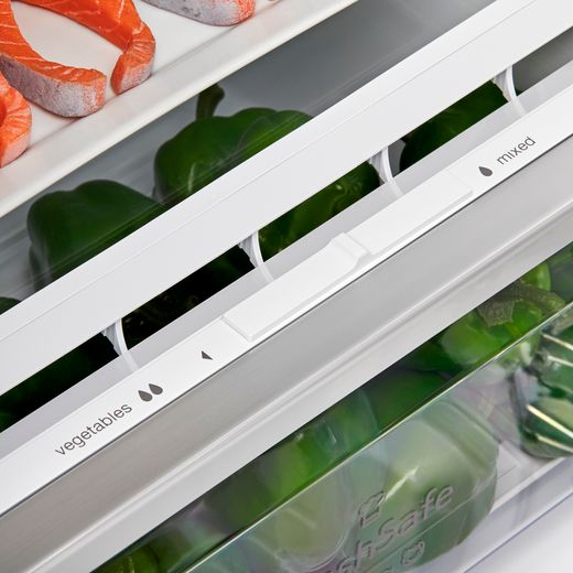 NEFF N50 Integrated 70/30 Fridge Freezer with Fixed Door Fixing Kit - White