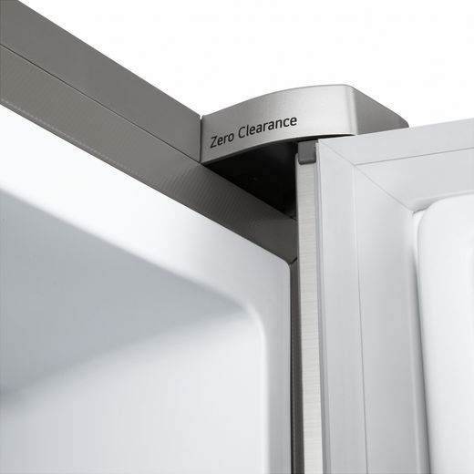 LG GMBS30SEPY 186cm Fridge - Prime Silver - close up hinge shot