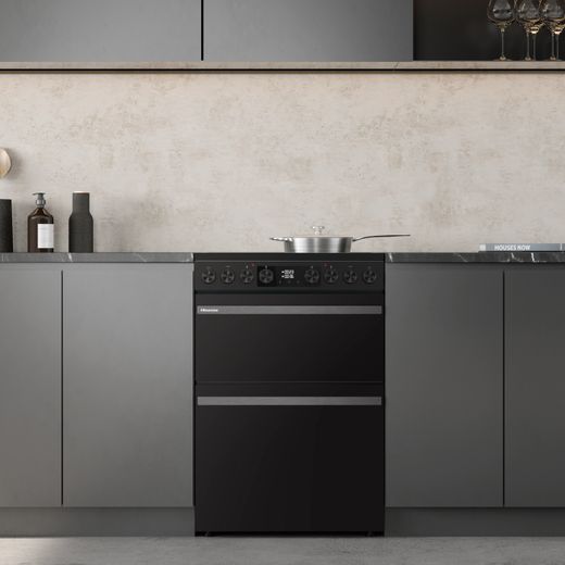 Hisense Hi6 Max HDCEC6C20B 60cm Wide Double Oven Electric Cooker with Ceramic Hob - Jet Black - Oven in kitchen