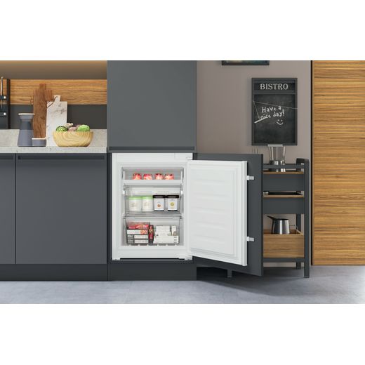Hotpoint Integrated 70/30 Total No Frost Fridge Freezer - White - Close up freezer drawer shot
