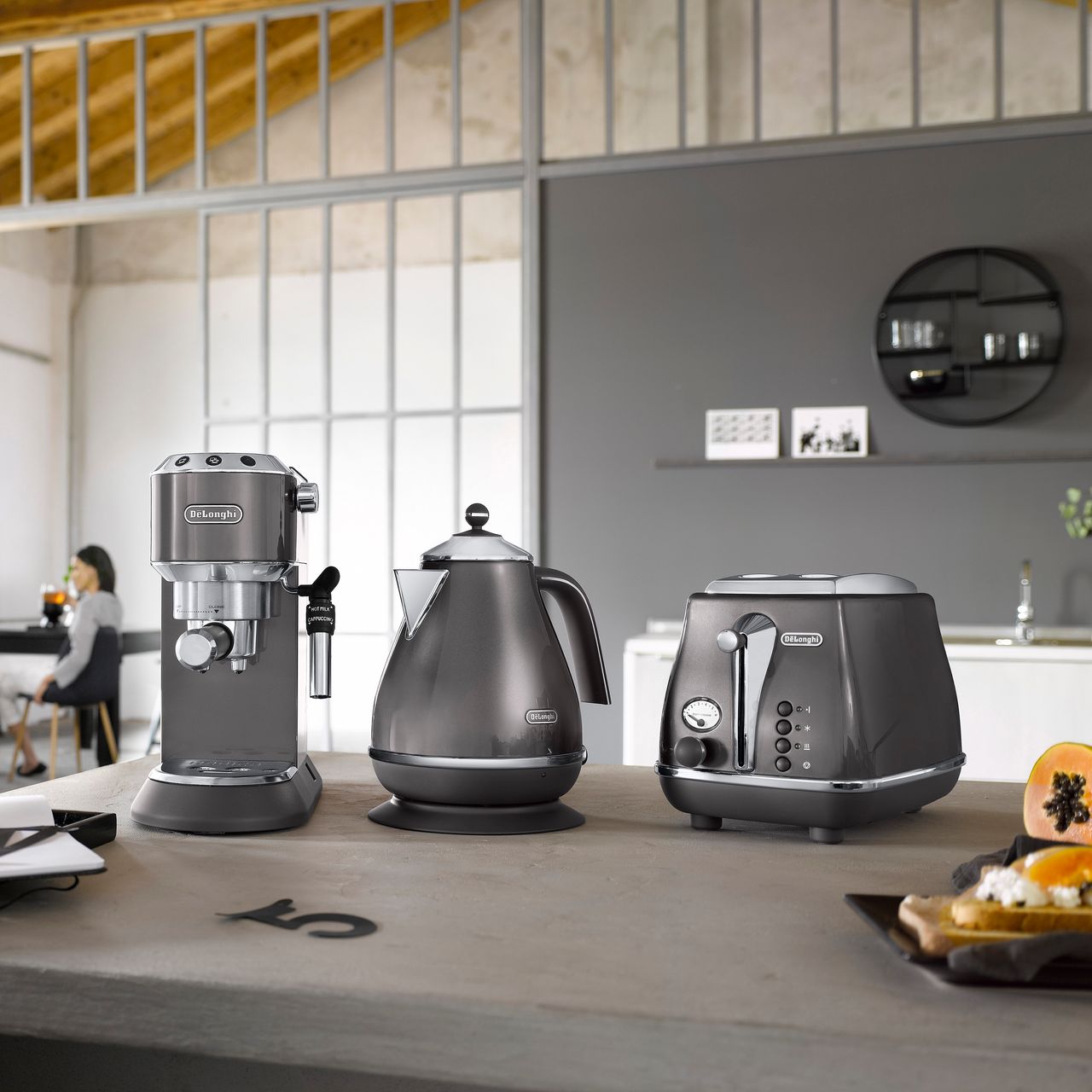 EC785.GY | De'Longhi Espresso machine 