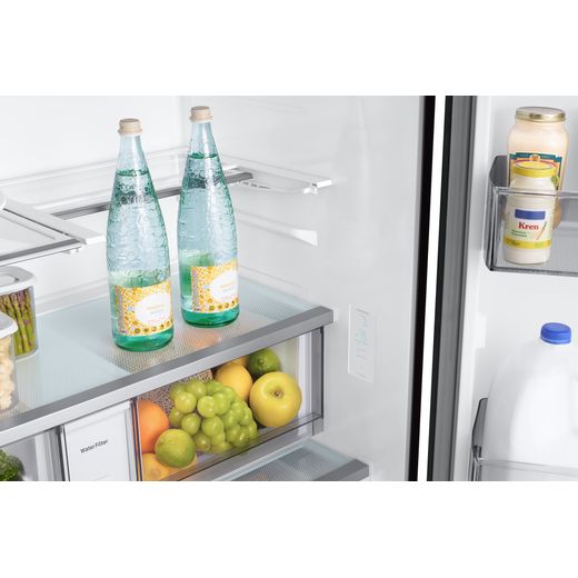 Samsung American Fridge Freezer - Silver - Interior shot