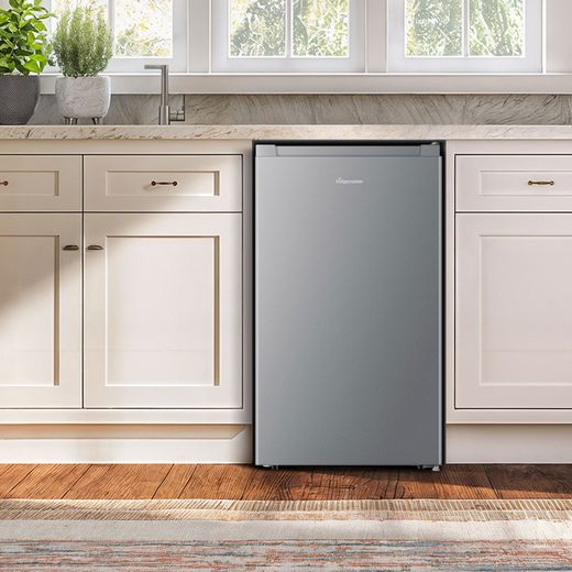 Fridgemaster MUL4892ES Compact 84cm Fridge - Silver - Fridge freezer in kitchen  shot