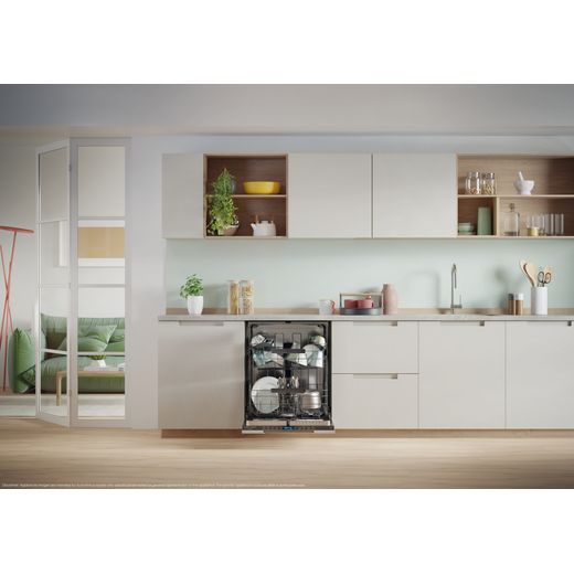 Candy RapidÓ Fully Integrated Standard Dishwasher - Silver - Dishwasher in kictehn shot 