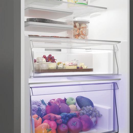 Hotpoint HPMLF 6442 XBR4UK 186cm Fridge - inside left shot lower fridge with food