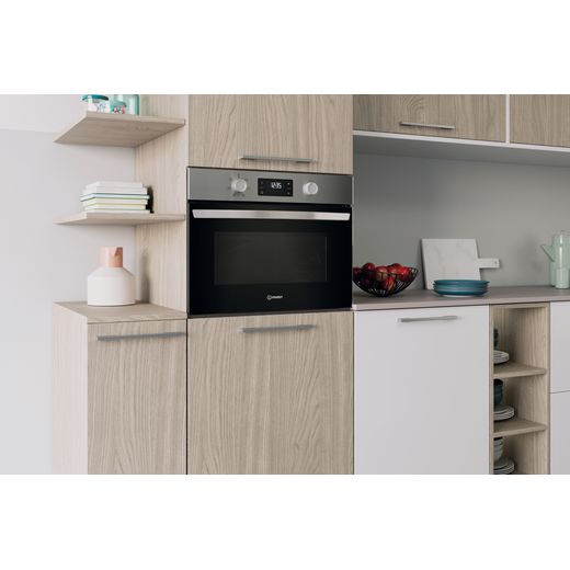 Indesit IP 252R XUK Microwave Stainless Steel - Microwave in kitchen