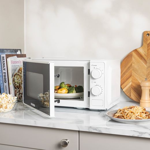 Haden 214188 20 Litre 24cm High, Freestanding Small - White - microwave cooking food shot