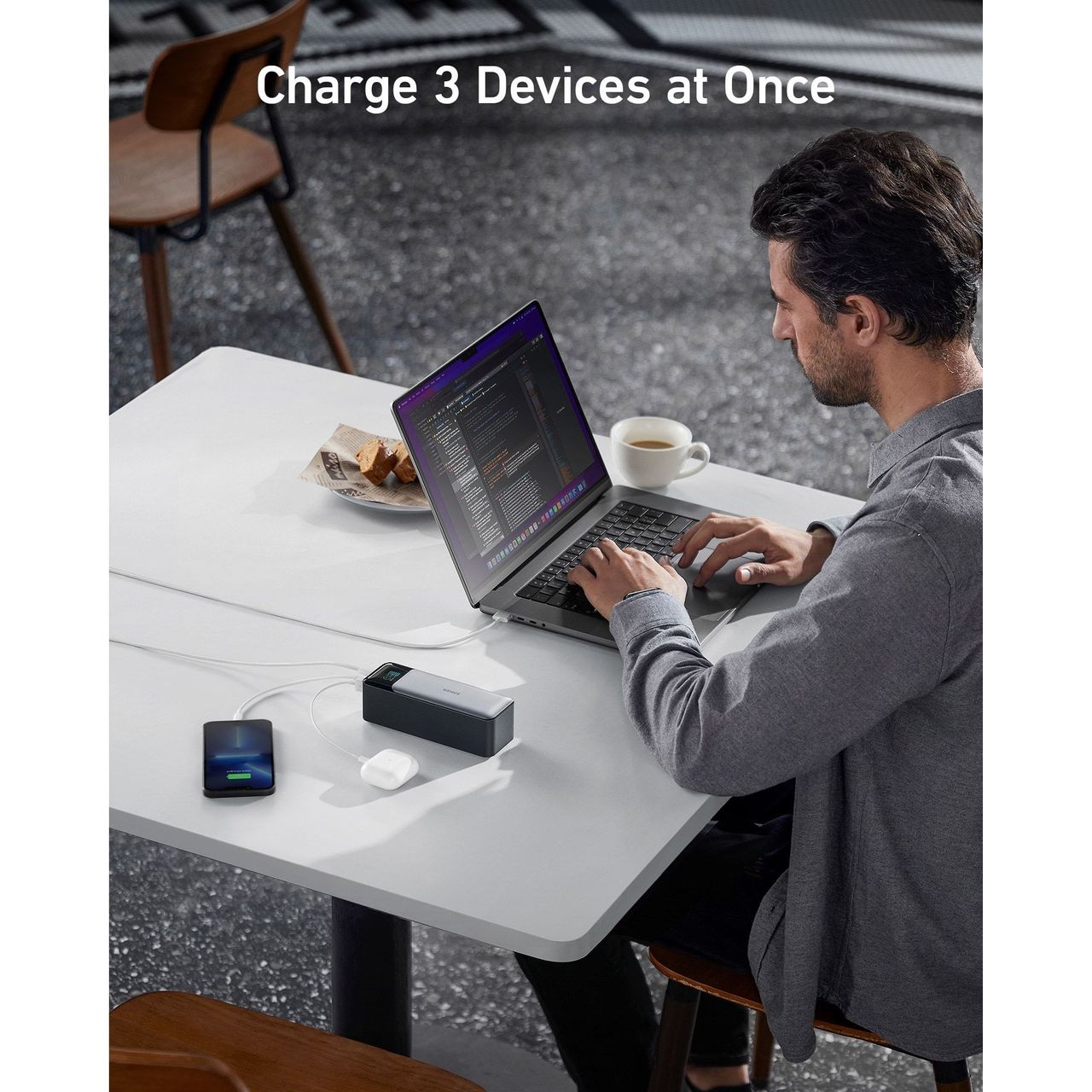 Anker 737 (PowerCore 24K) 24000mAh Power Bank Anker 737 (PowerCore 24K) 24000mAh Power Bank