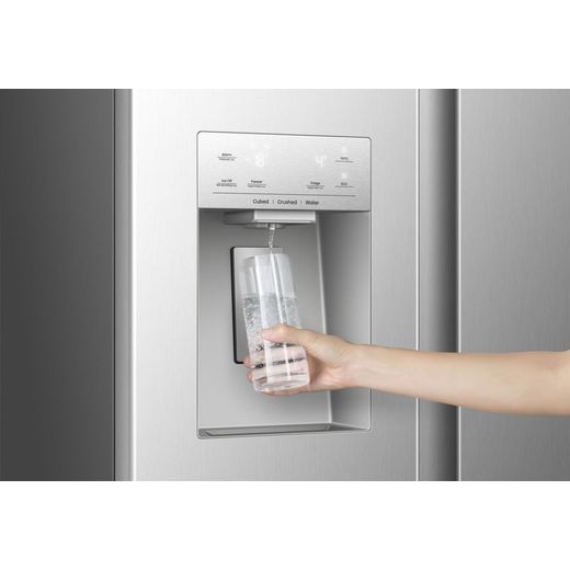 Hisense American Fridge Freezer - Silver - water dispenser shot