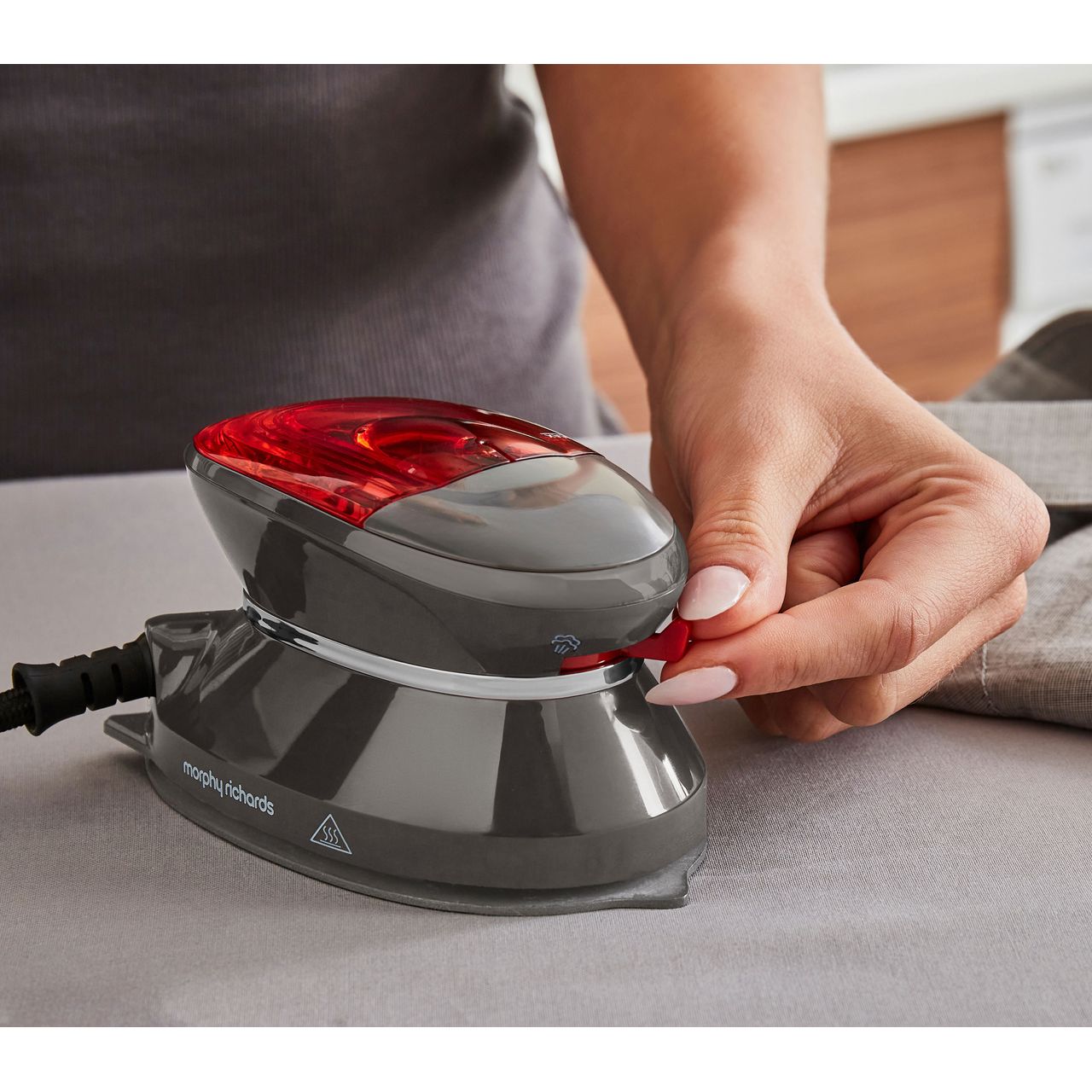 Morphy Richards Iron | 304000 | ao.com Morphy Richards Iron | 304000 | ao.com