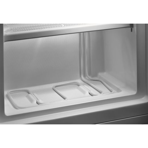 AEG 6000 Series OT6LA811DW 84cm Upright Freezer - White - close up inside shot