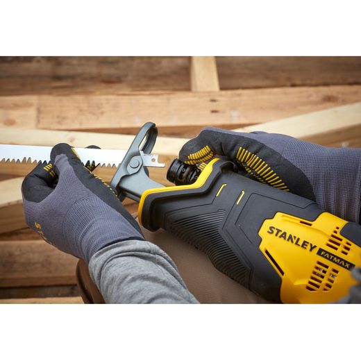Stanley Fatmax V20 Reciprocating Saw - Black / Yellow - Removing blade