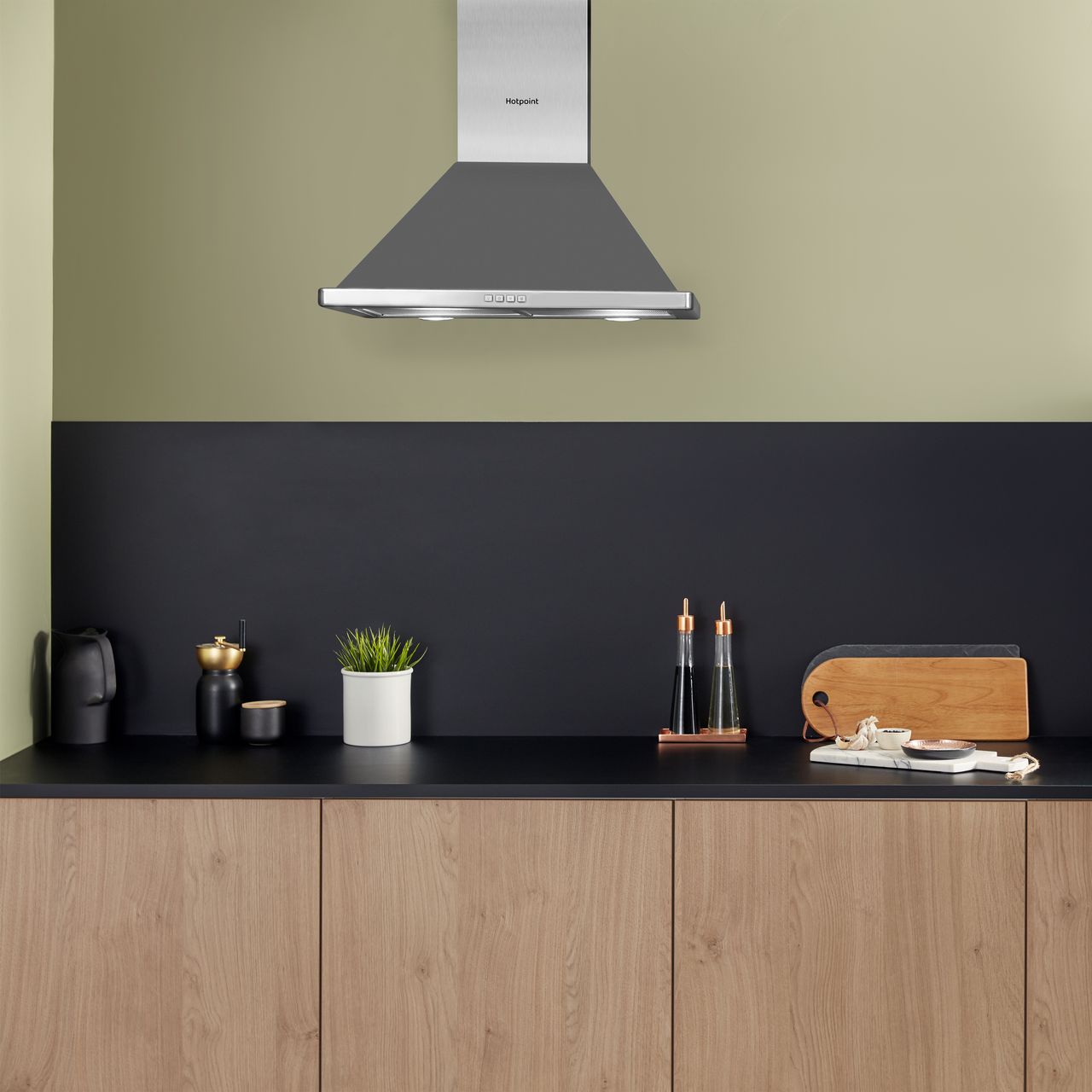 hotpoint 60cm chimney hood