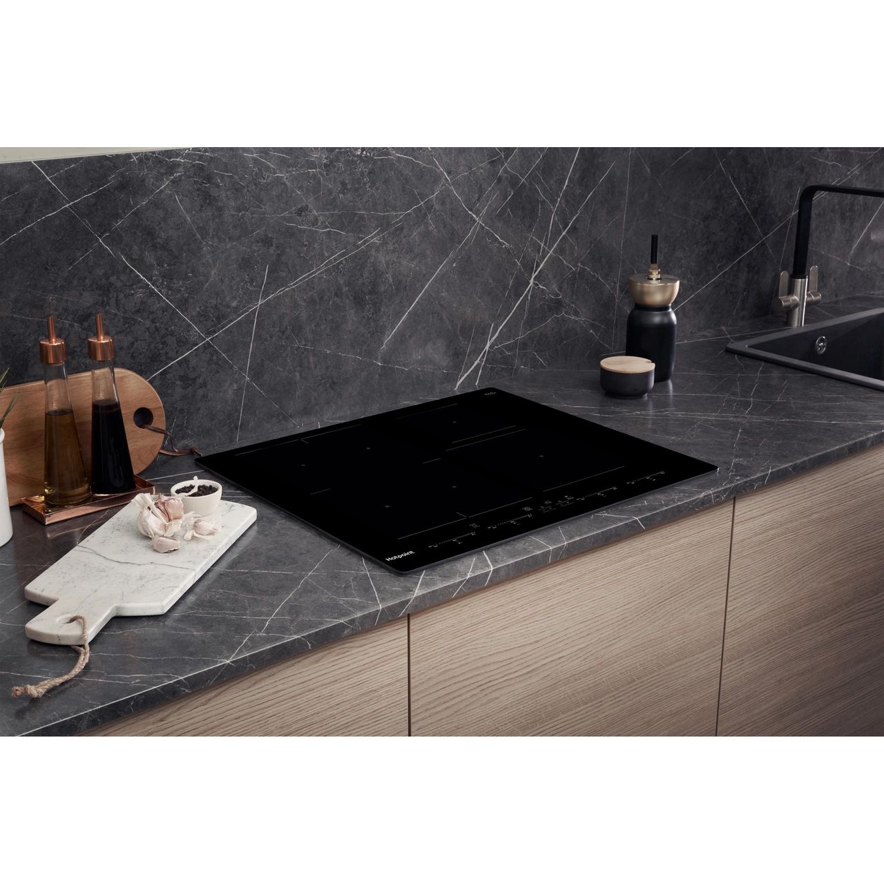 Hotpoint ActiveCook ACO654NE 65cm Induction Hob Review