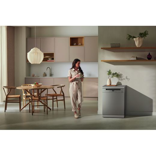 Miele Standard Dishwasher - Clean Steel - Dishwasher in kitchen shot