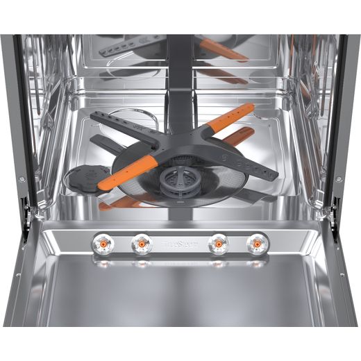 LG TrueSteam™ QuadWash™ Standard Dishwasher - Silver - Close up shot