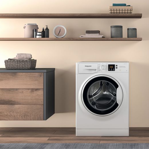 hotpoint nswa845cwwukn washing machine in white