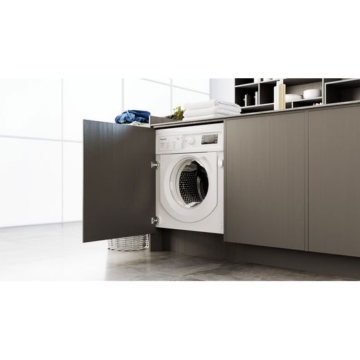Hotpoint Integrated 9Kg / 6Kg Washer Dryer - White - Washer dryer in kitchen shot