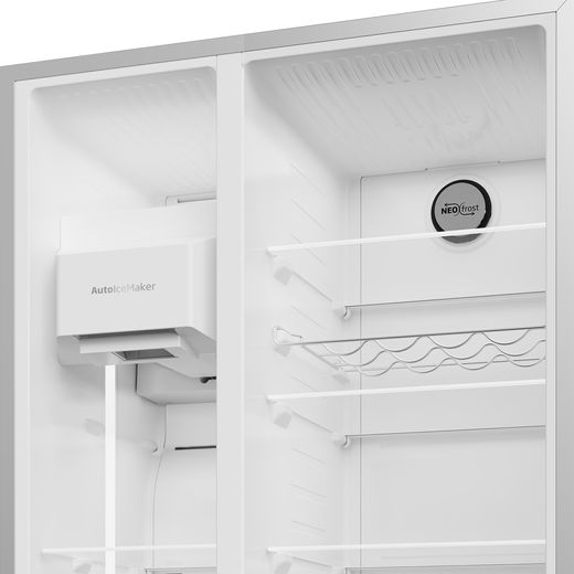Beko HarvestFresh™ American Fridge Freezer - Stainless Steel Effect - Internal shot