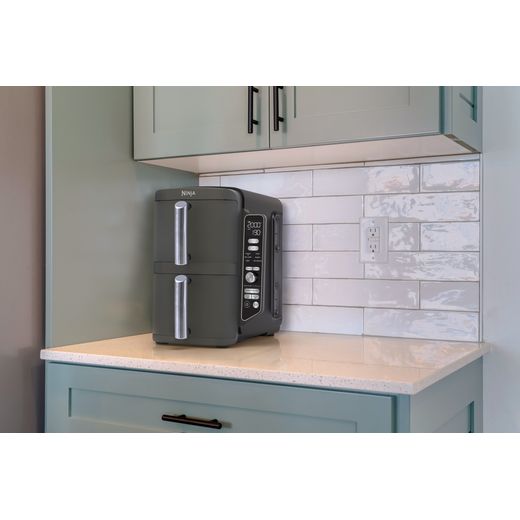 Ninja Foodi Max Dual Zone SL400UK - Black - Air fryer in kitchen shot