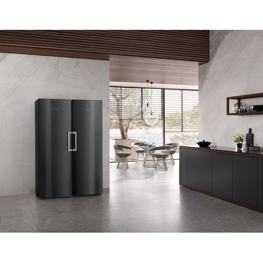 Miele KS4783DD BST 186cm Fridge - Black Steel - Fridge in kitchen