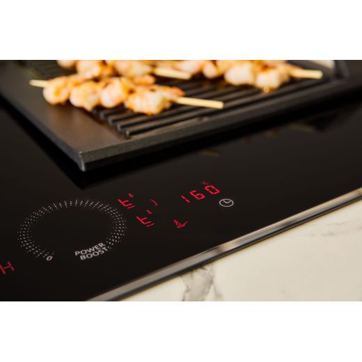 NEFF N70 T66FHX4L0 59cm Induction Hob - Black - close up shot