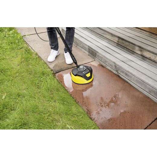 Kärcher K 4 WCM Flex eco!Booster Car & Home Pressure Washer - Person cleaning flags
