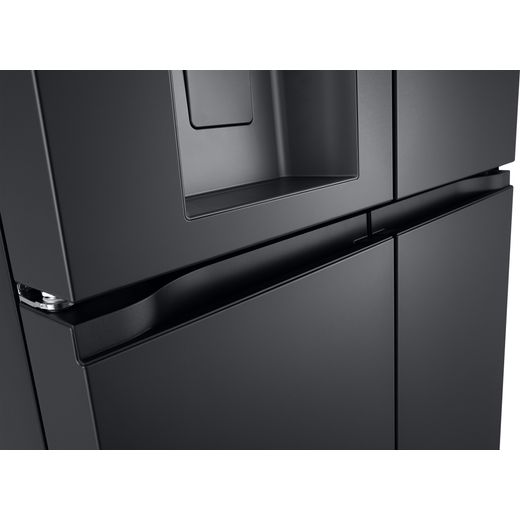 LG NatureFRESH™ American Fridge Freezer - Essence Black Steel - Close up handle shot