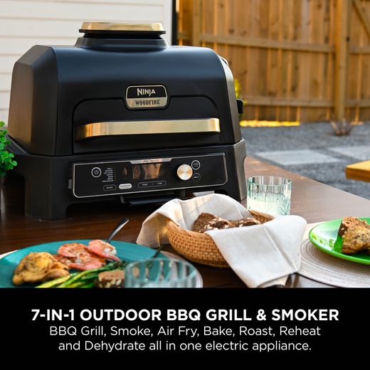 Ninja OG901UKBK1 Outdoor Oven Black / Gold - Annotation - 7-in-1 outdoor BBQ grill and smoker