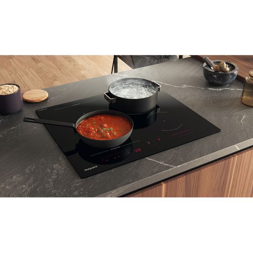 Hotpoint HTX6014DCF 60cm Induction Hob - Black - Pans on hob