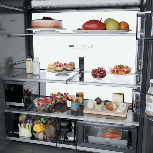 Haier Horizon American Fridge Freezer - Black - close up inside shot