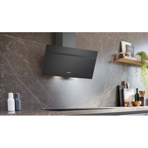 Siemens IQ-100 LC85KDK60B Chimney Cooker Hood - Black - Cooker hood in kitchen shot
