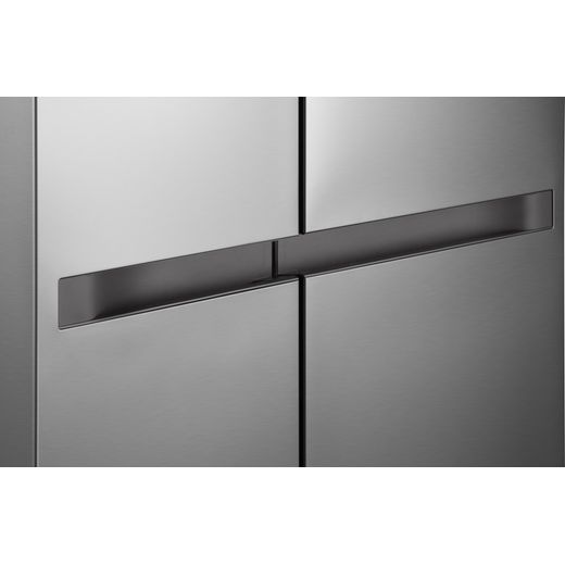 LG NatureFRESH™ American Fridge Freezer - Prime Silver - close up handle shot