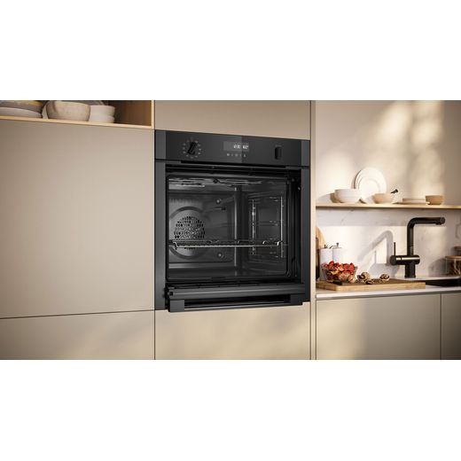 B6ACH7AG7B_GH - Oven with door open shot