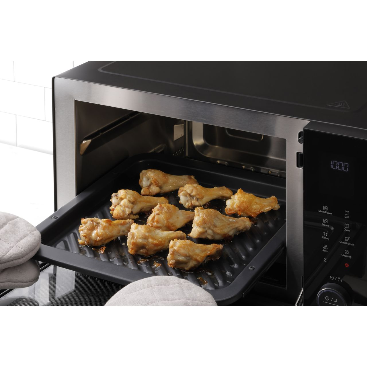 Tested by robots: Healthy new Panasonic 4-in-1 steam combi oven