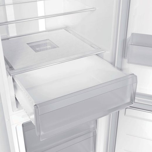 Hoover HONCQ2T6S18DWK 185cm 60/40 Total No Frost Fridge Freezer - White - close up drawer shot