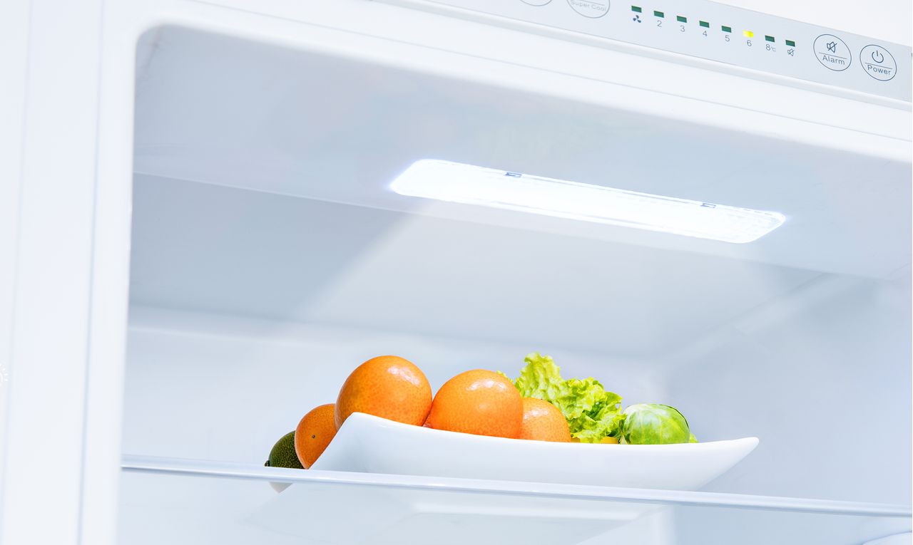 Hisense 246L Fridge Freezer RIB312F4AWE WH ao