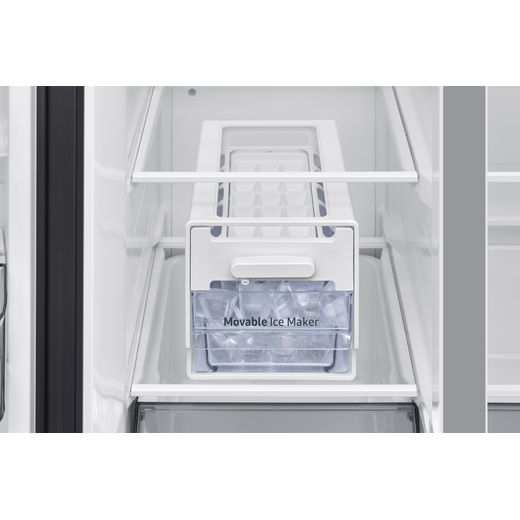 Samsung Series 7 SpaceMax™ American Fridge Freezer - Black - Ice cube compartment