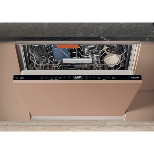 Hotpoint Hydroforce Integrated Standard Dishwasher - White - Control panel