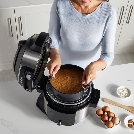 Ninja Foodi 11-in-1 SmartLid 6 Litre Multi Cooker - Stainless Steel / Black