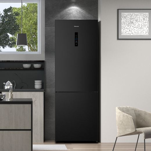 Hisense 60/40 Frost Free Fridge Freezer - Black / Stainless Steel - Annotation - Fridge freezer in kitchen
