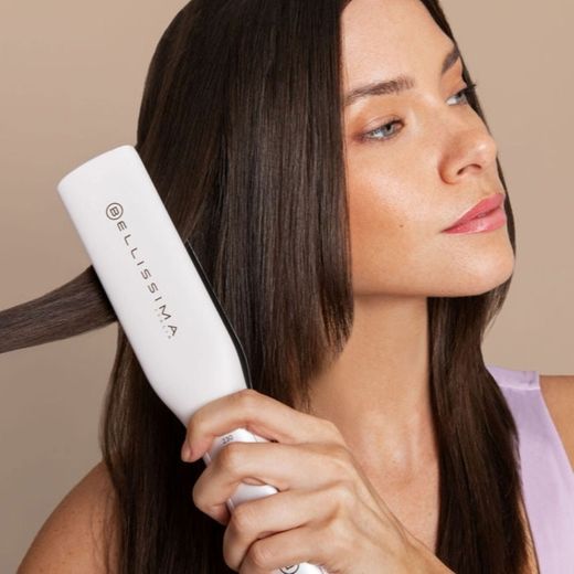 Bellissima Italia Steam Elixir Straightener BEL11865 Hair Straighteners - White / Gold - Person using hair straighteners shot