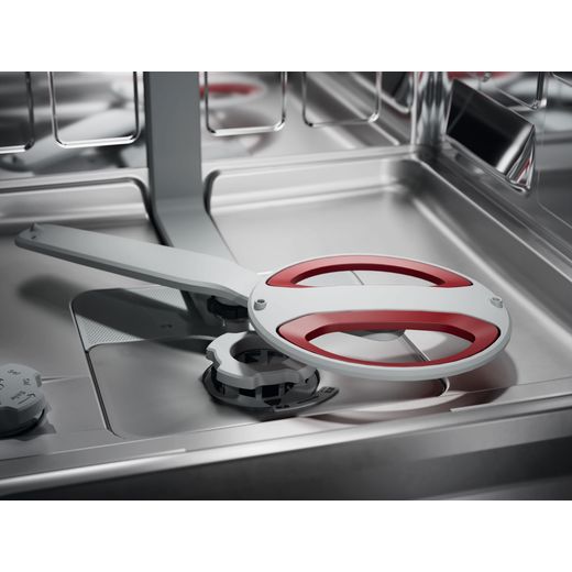 AEG 8000 Series Integrated Standard Dishwasher - White - close up washing blade shot