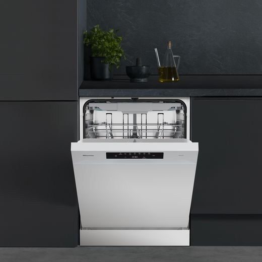 Hisense Hi4 Standard Dishwasher - White - Dishwasher in kitchen