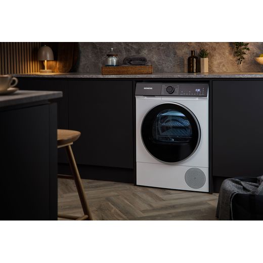 Siemens IQ-500 WQ46H2D9GB 9Kg Heat Pump Tumble Dryer - White - tumble dryer in kitchen shot