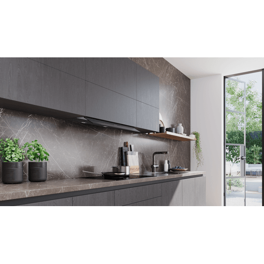 Siemens IQ-700 Cooker Hood - Black - Cooker hood in kitchen